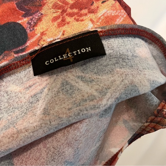 Collection 4 Print Top ❤️ - Picture 3 of 3